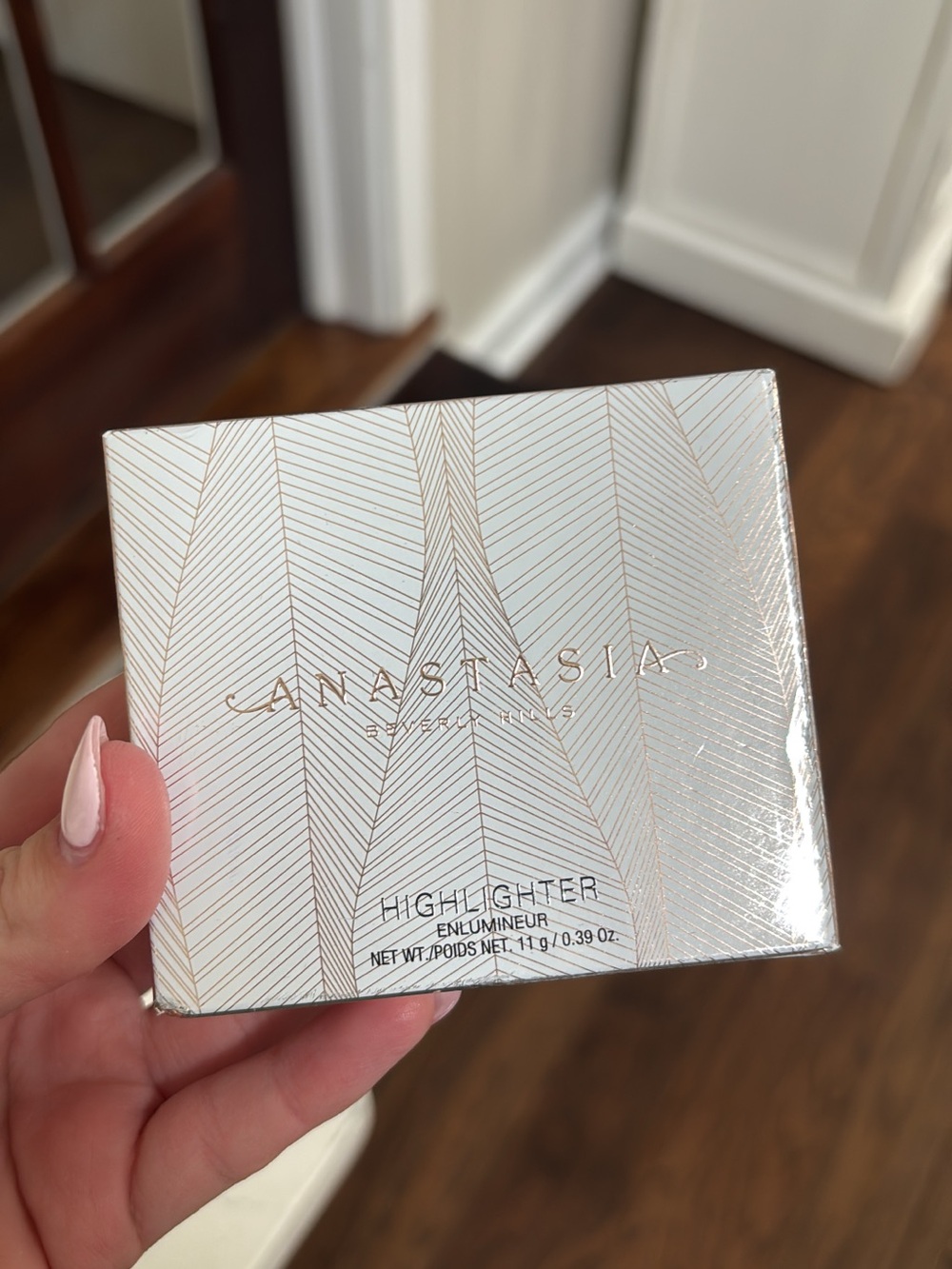 Anastasia Beverly Hills Highlighter Compact - Pearl White with Rose Gold Accents